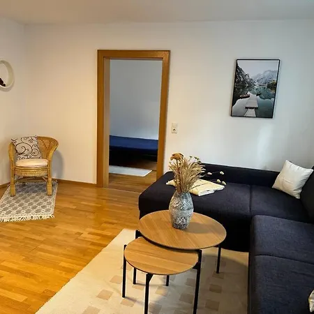 Geraeumige Im Zentrum Von Appartement