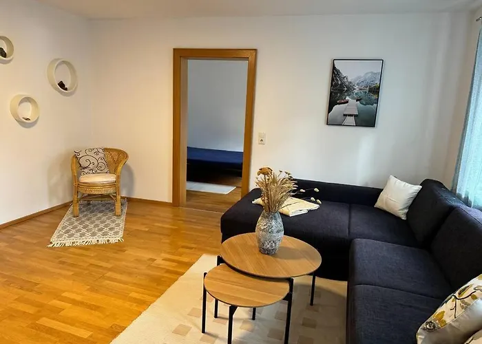 Geraeumige Im Zentrum Von Appartement